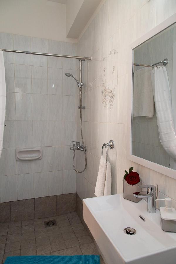 Coral Bay Sunkiss Villa Esterno foto